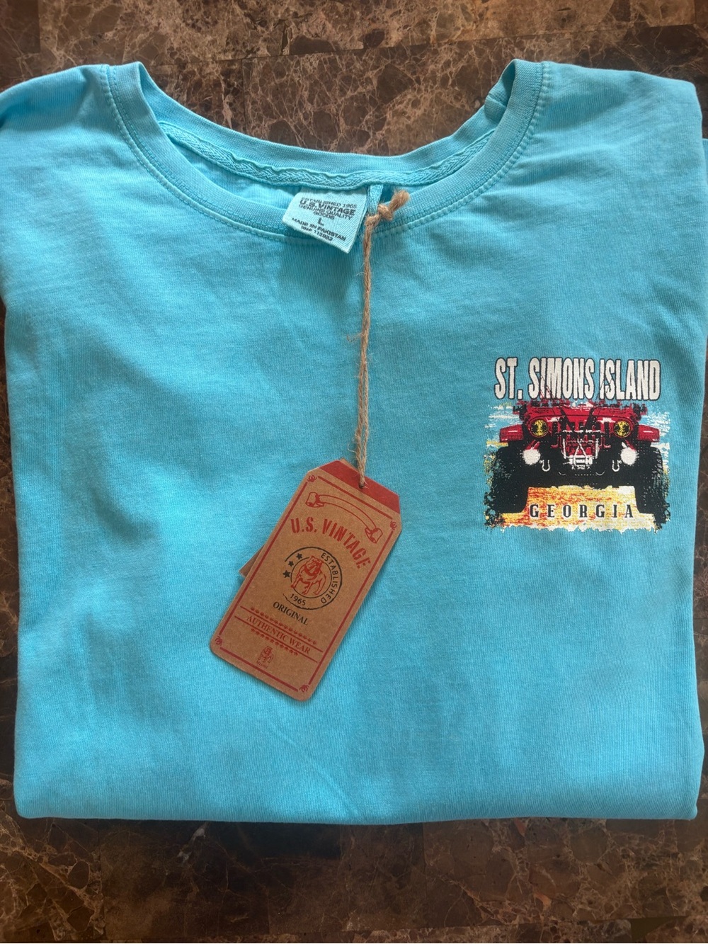 Men’s St. Simons Island Georgia Graphic Tee in Aqua - Short Sleeve